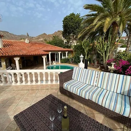 Fantastic Modern With Heated Pool, Tauro, Gran Canaria